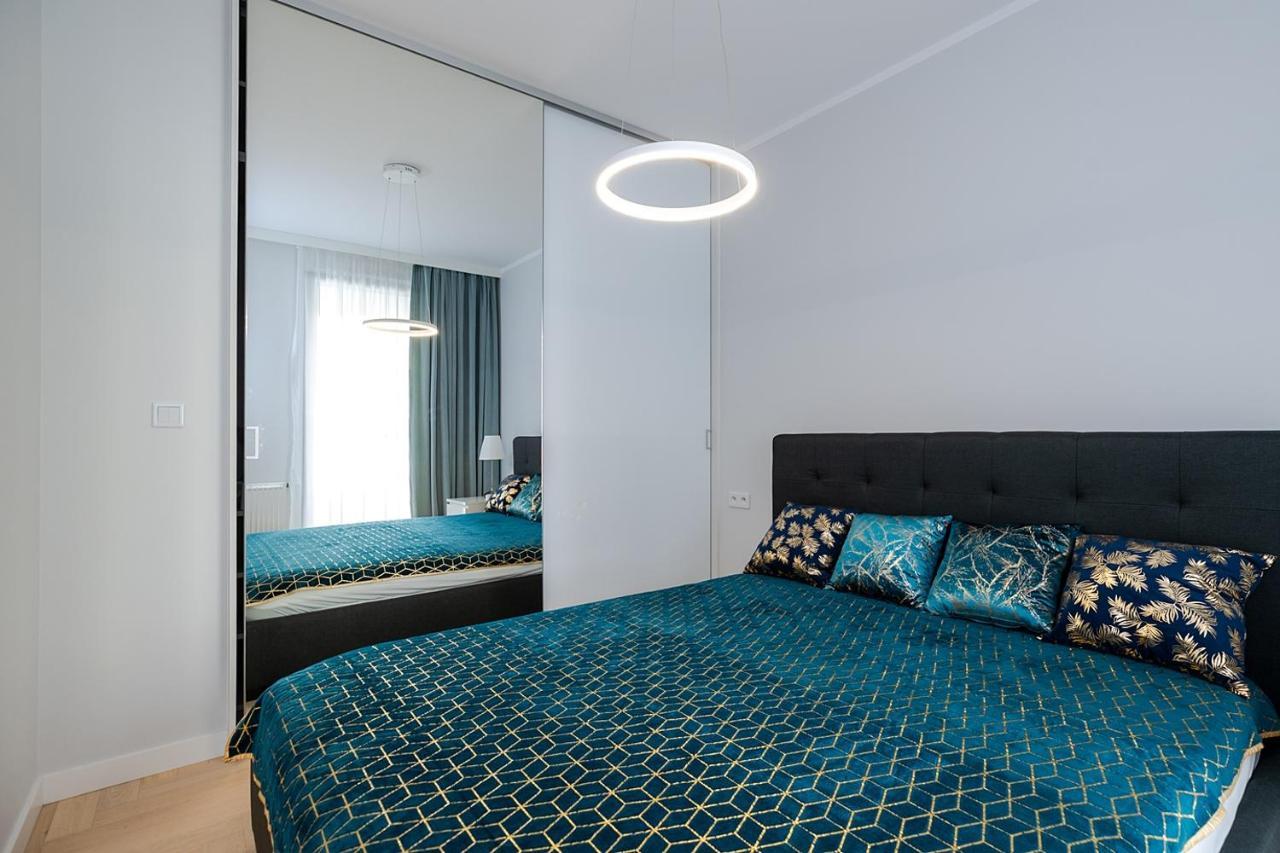 Wola Luxe Apartment Warsawa Bagian luar foto